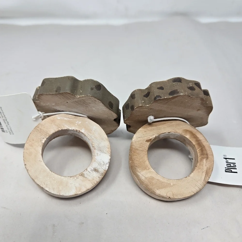 Pier 1 Set of Wooden Napkin Rings Flower Shape Carved Brown & Natural Wood